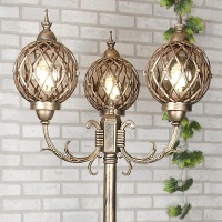 Столб фонарный уличный Elektrostandard Sirius Sirius F/3 черное золото  фото, kupilegko.ru