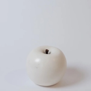 Apple White Скульптура Medium + Gardeco  фото, kupilegko.ru